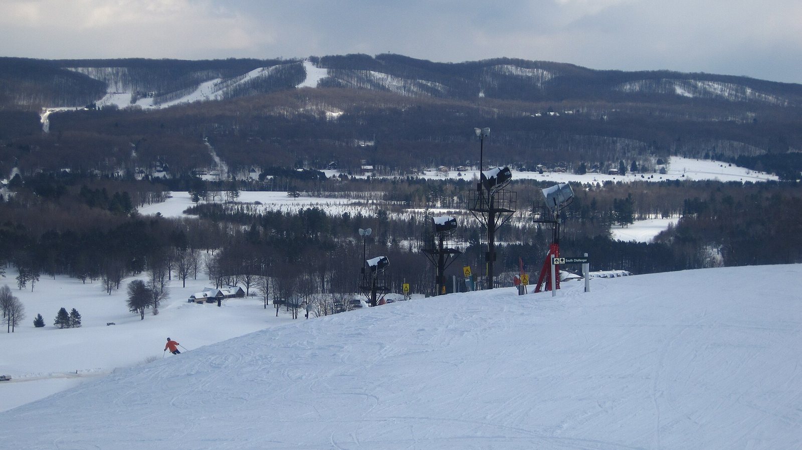 Michigan Ski Resorts Compared: Vertical, Runs, Lodging and the Complete Winter Guide